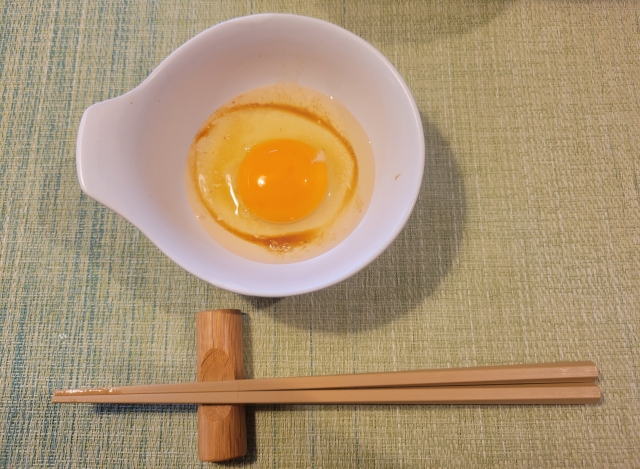 すき焼きの卵